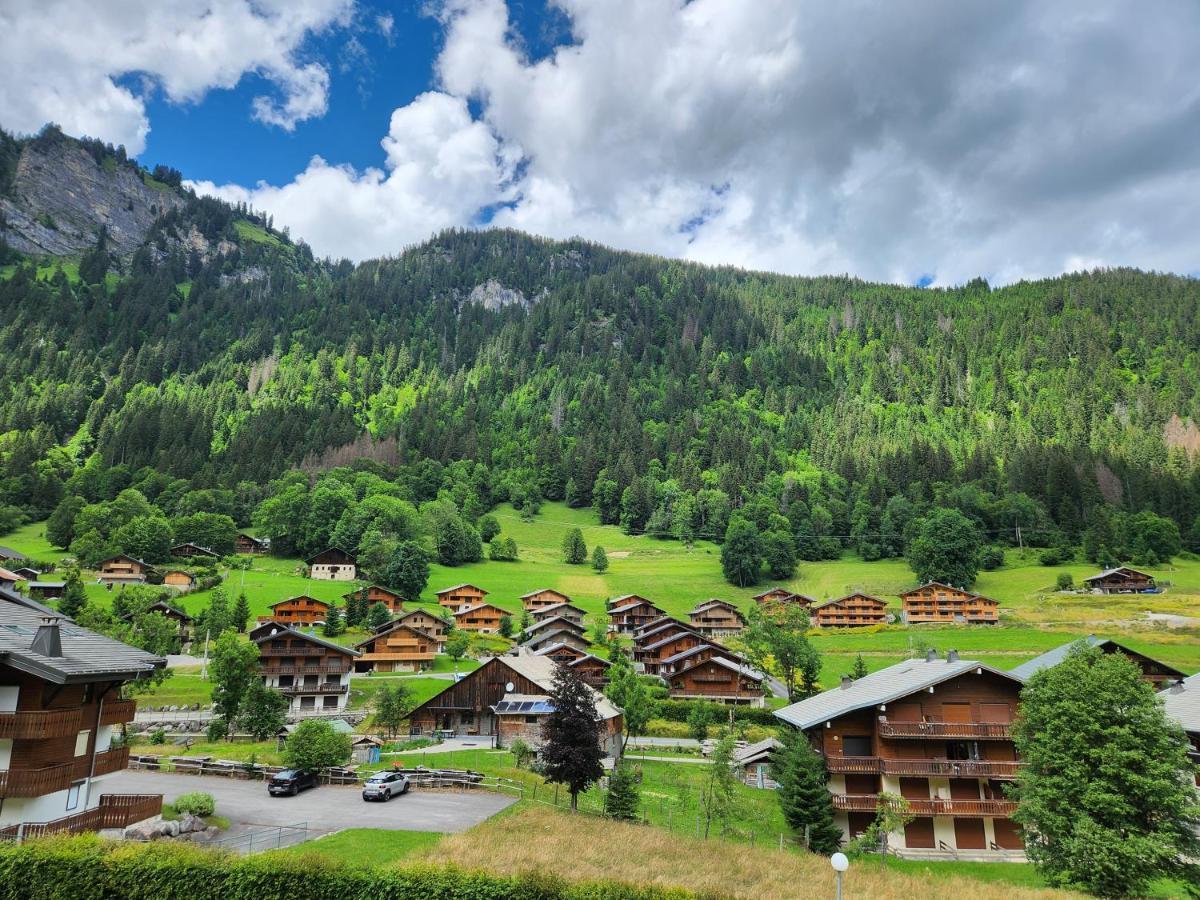 Cocon A Châtel Buitenkant foto